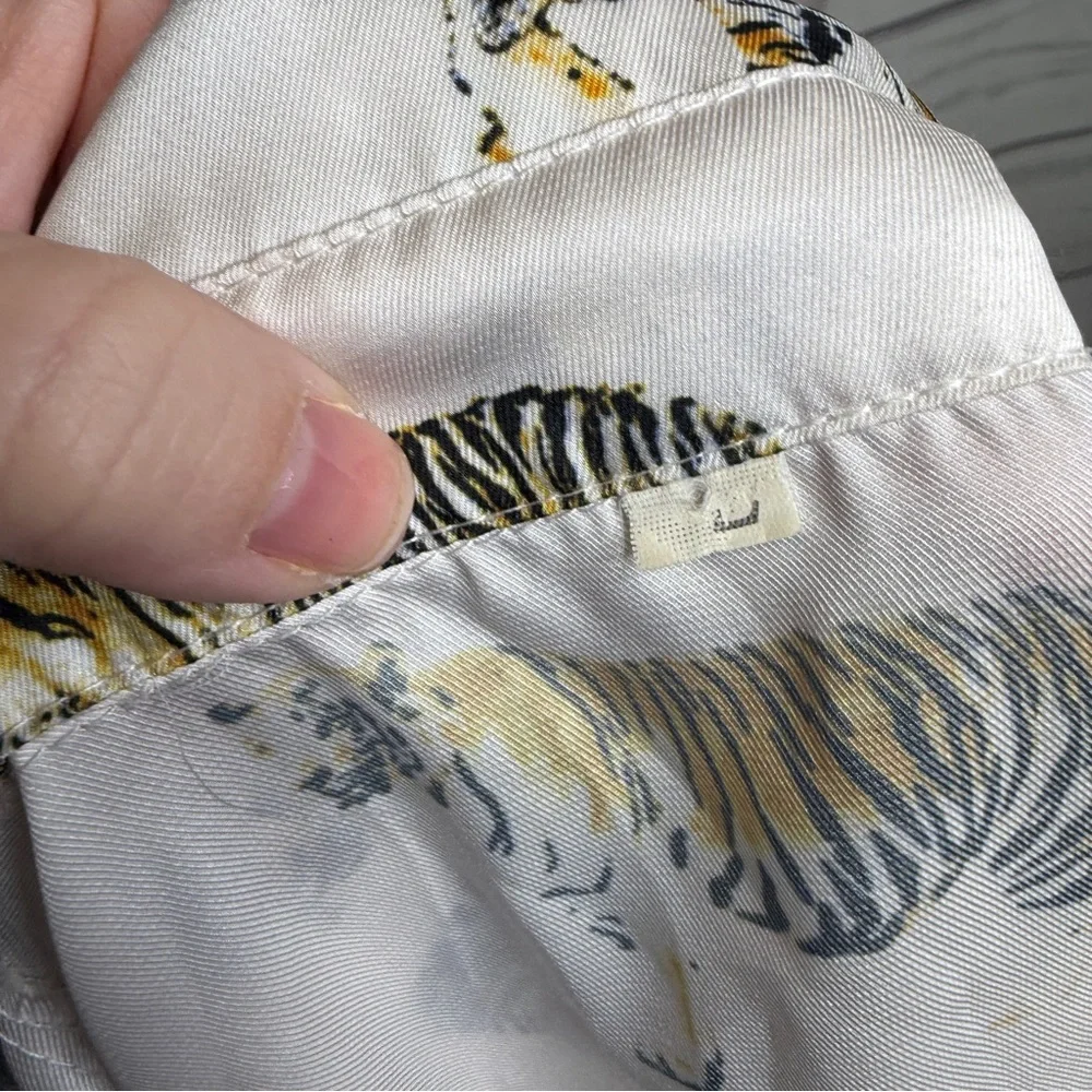 Silk Tiger Print Button-Up Shirt - Picture 3 of 4